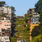 Jalanan indah di Lombard St, San Francisco (dok. Unsplash.com/Adhita Diansyavira)