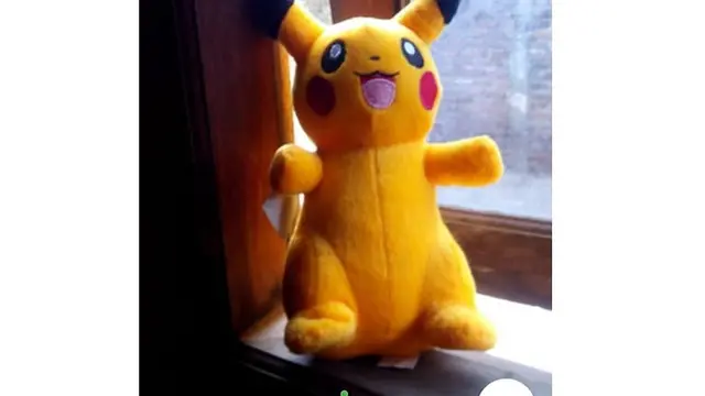 7 Potret Boneka Pikachu Ini Bikin Tepuk Jidat, Ada yang Kena Azab