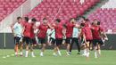 Pemain Timnas Indonesia menjalani sesi latihan resmi di Stadion Utama Gelora Bung Karno (SUGBK), Jakarta, Rabu (5/6/2024). Indonesia akan menghadapi Irak dalam Kualifikasi Piala Dunia 2026. (Bola.com/M Iqbal Ichsan)