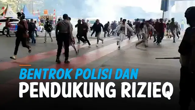 VIDEO: Detik-Detik Bentrokan Polisi dan Pendukung Rizieq Shihab