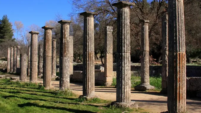 Bintang 5: Hari Buruh, Gunung Berwajah Manusia, Stadion Tertua