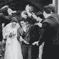 Ilustrasi pernikahan, pengantin. (Photo by Jonathan Borba on Unsplash)