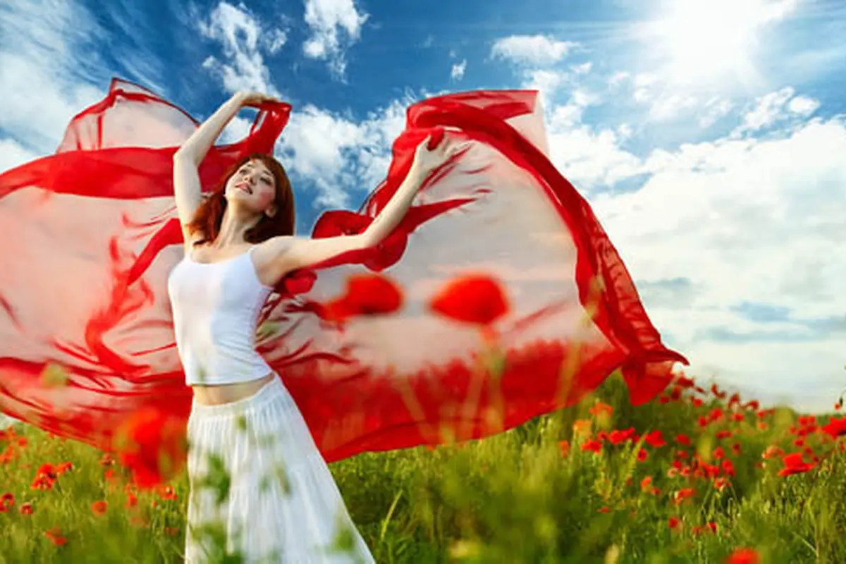 (c) shutterstock