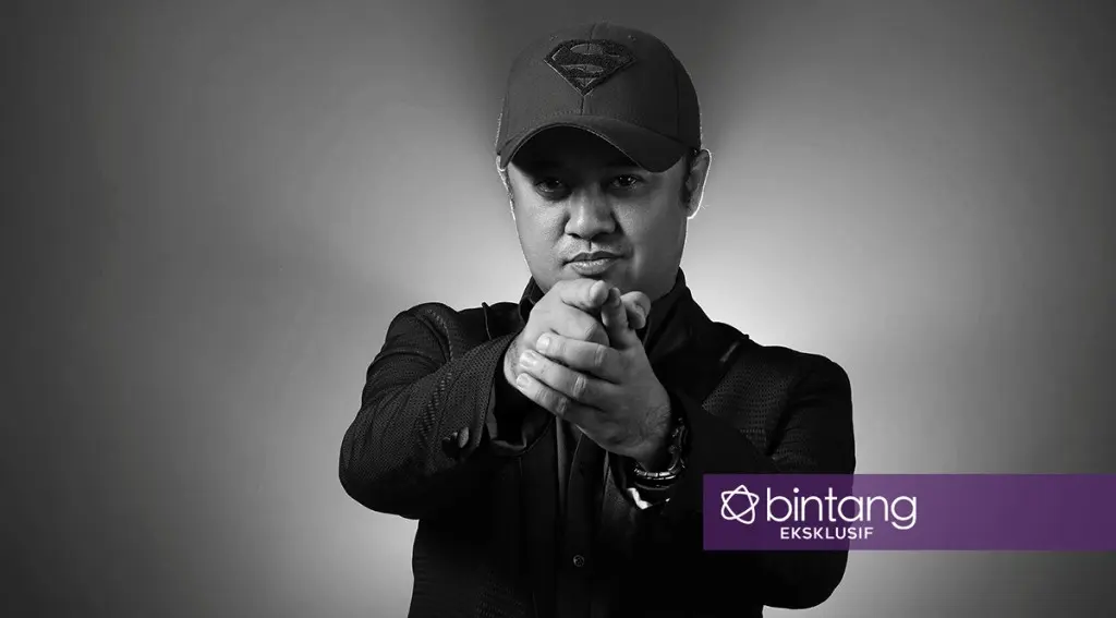 Rizal Mantovani tampilkan horor yang beda di film Gerbang Neraka. (Fotografer: Bambang E. Ros, Stylist : Indah Wulansari, Digital Imaging: Muhammad Iqbal Nurfajri/Bintang.com)