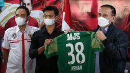 Pratama Arhan dikontrak Tokyo Verdy selama dua musim. Kedatangan Pratama Arhan membuat pos bek sayap kiri Tokyo Verdy penuh sesak. Pesepak bola berkaki kidal itu perlu bersaing dengan dua pemain untuk merebut posisi utama. (Bola.com/Bagaskara Lazuardi)