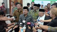 Wapres Jusuf Kalla (JK) saat menghadiri International Summit of the Moderate Islamic Leaders yang diselenggarakan PBNU. (Liputan6.com/Nafiysul Qodar)