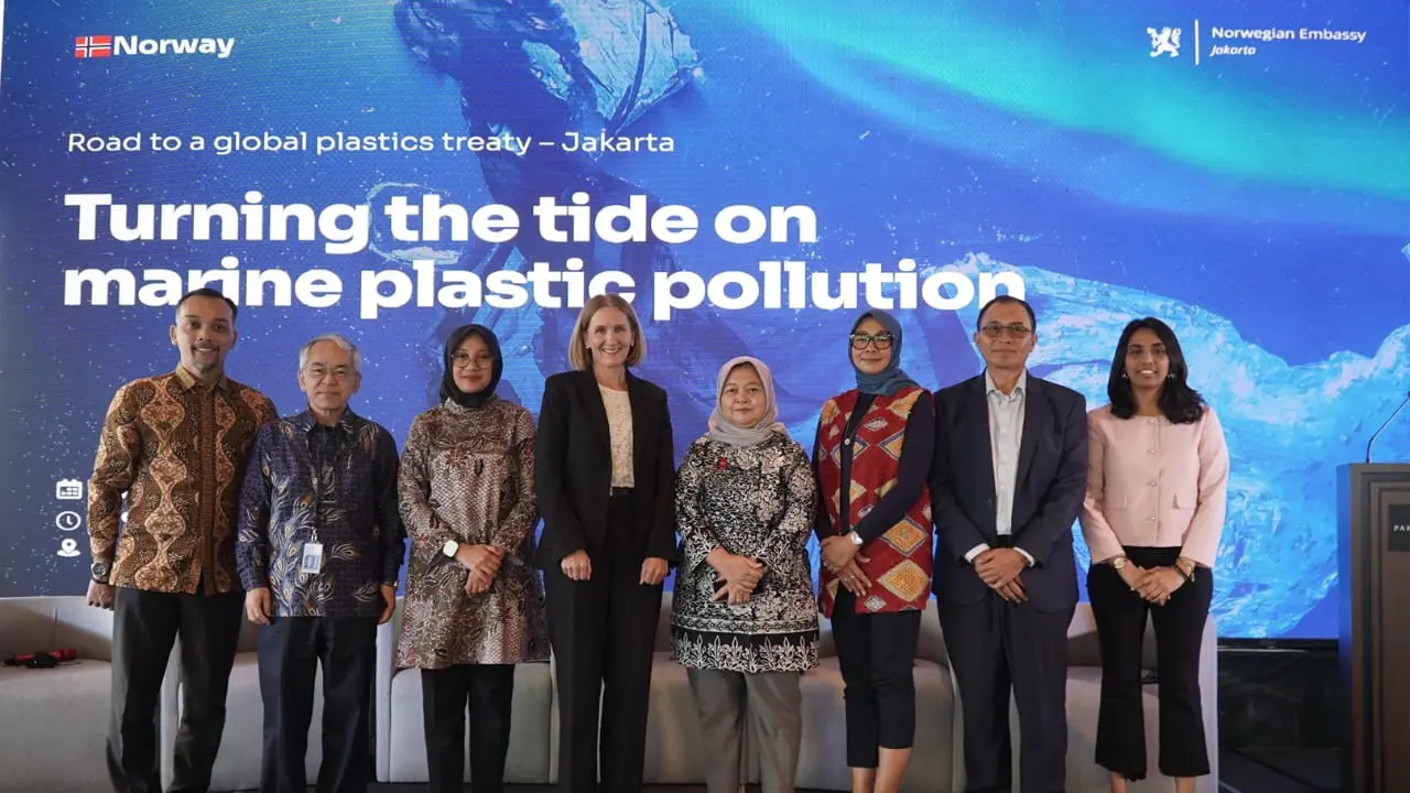 Banyuwangi dan Norwegia Komitmen Perangi Sampah Plastik