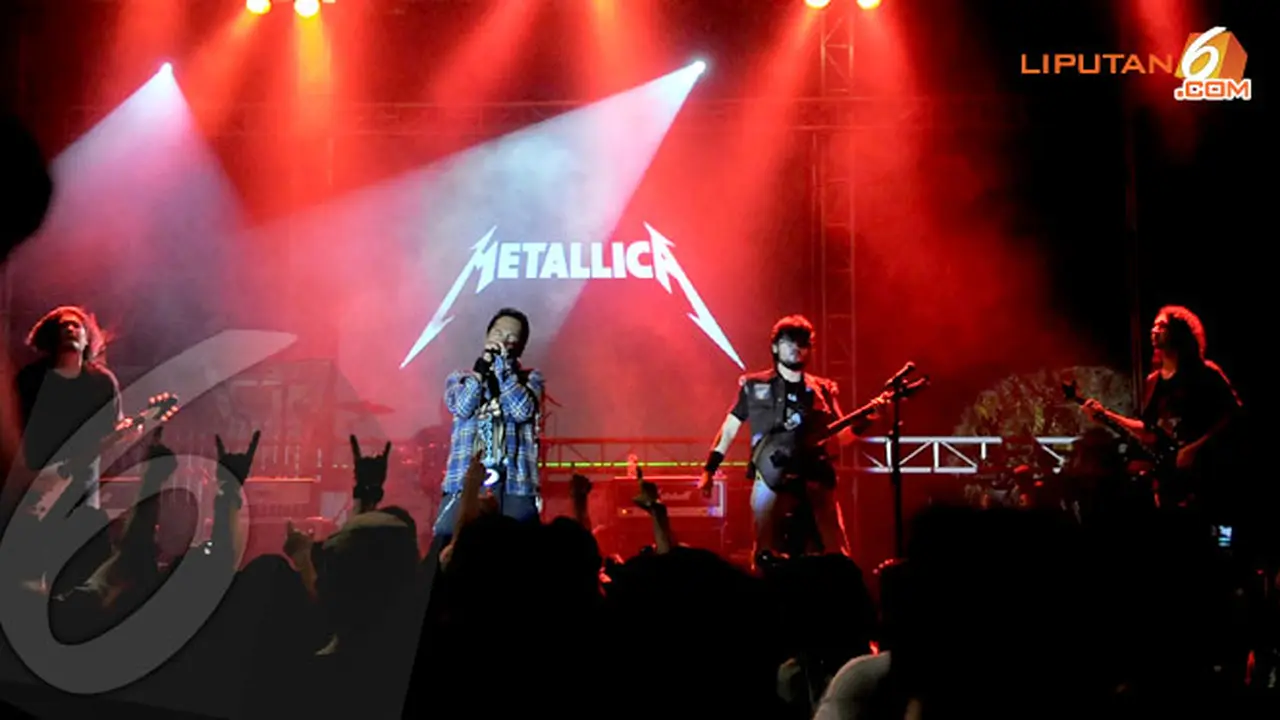 metalica-130819b.jpg