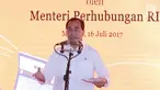 Menteri perhubungan, Budi Karya Sumadi memberi sambutan saat peluncuran sistem perizinan angkutan sewa khusus berbasis daring di Jakarta (16/7). (Liputan6.com/Herman Zakharia)