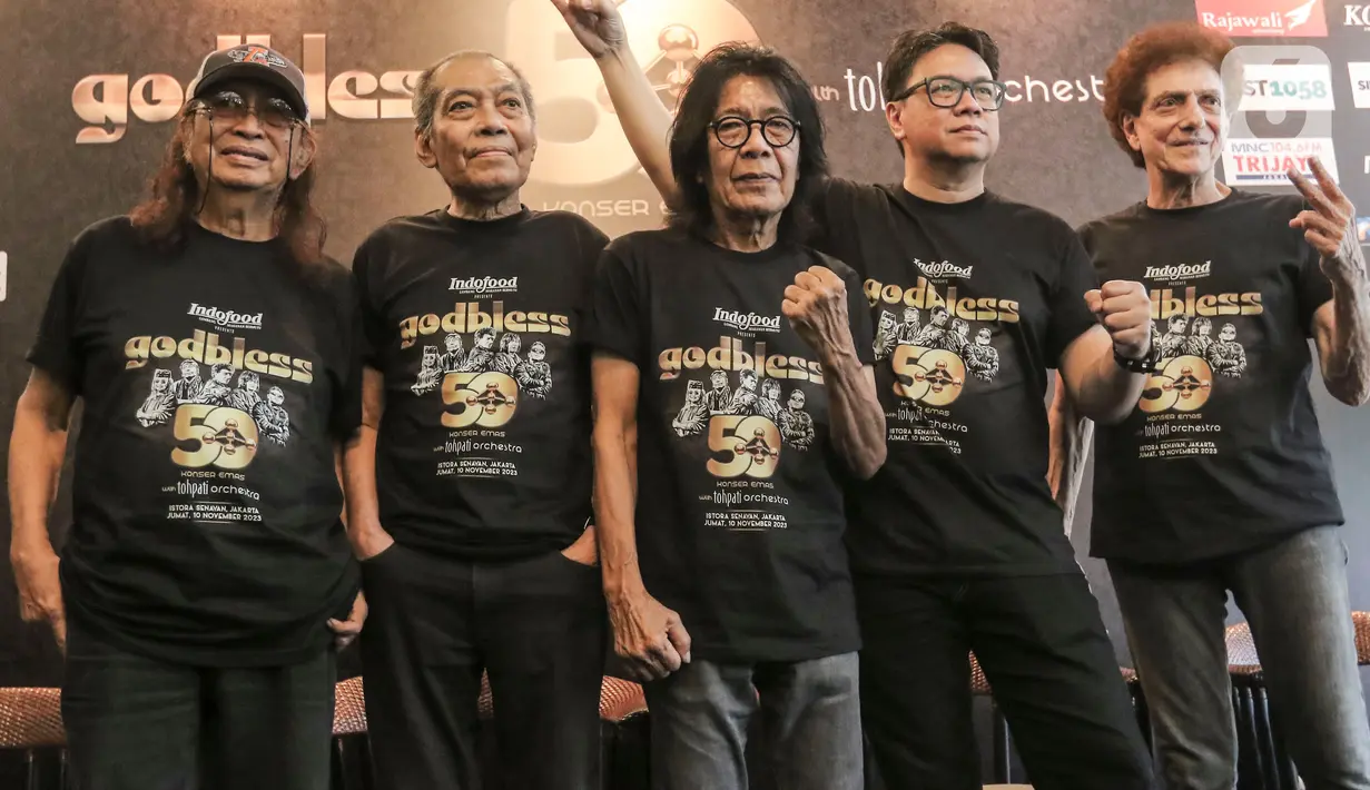 Adapun penjualan tiket konser God Bless Konser Emas 50 Tahun with Tohpati masih dibuka untuk publik. (Liputan6.com/Angga Yuniar)