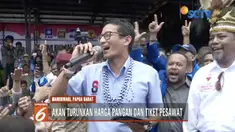 Kampanye di Sorong, Papua Barat, Sandiaga Uno diberi toples uang logam untuk bayar utang negara.