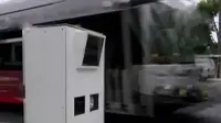 Penembakan IRT di Kamal hingga Kamera Perekam Kecepatan