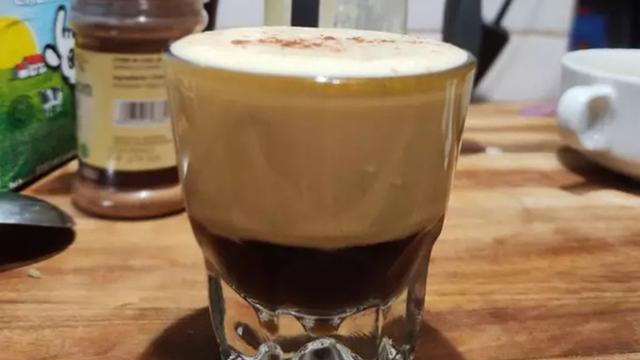 Resep eggnog untuk jadi minuman Natal. (dok. Cookpad @wicakhidayat)