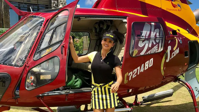 [Bintang] Farah Quinn