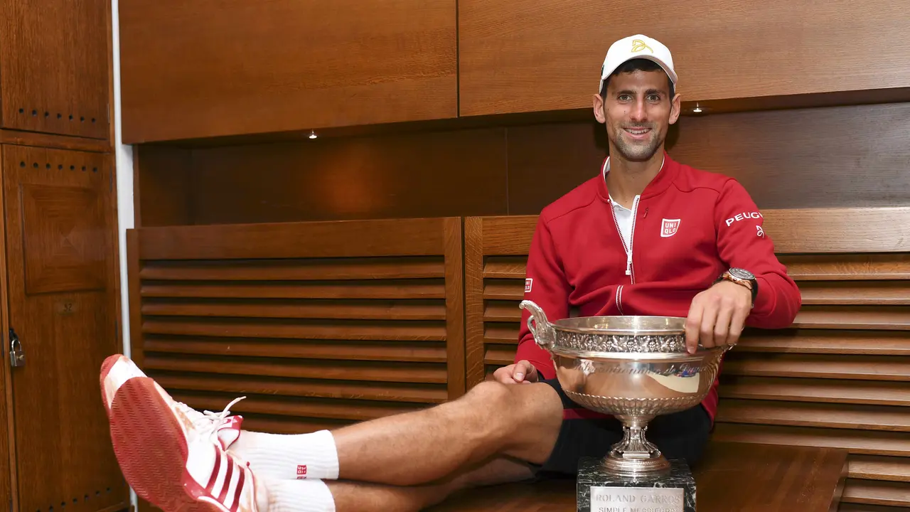 Petenis Serbia, Novak Djokovic meraih gelar Prancis Terbuka