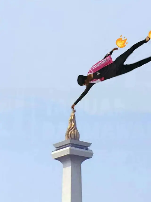6 Editan Foto Orang Terbang Ini Gagal Total, Absurd Banget