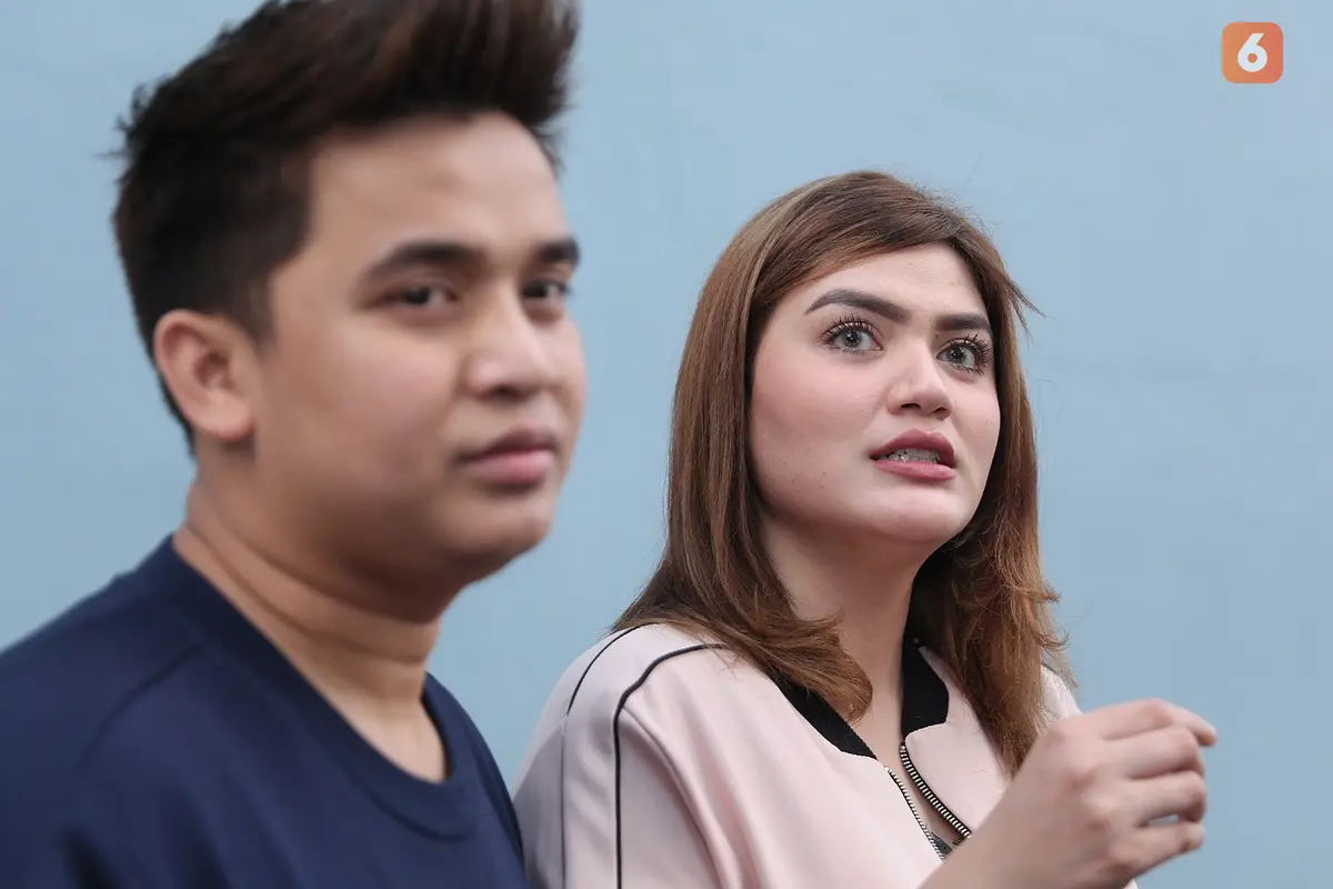 [Bintang] Billy Syahputra dan Hilda Vitria