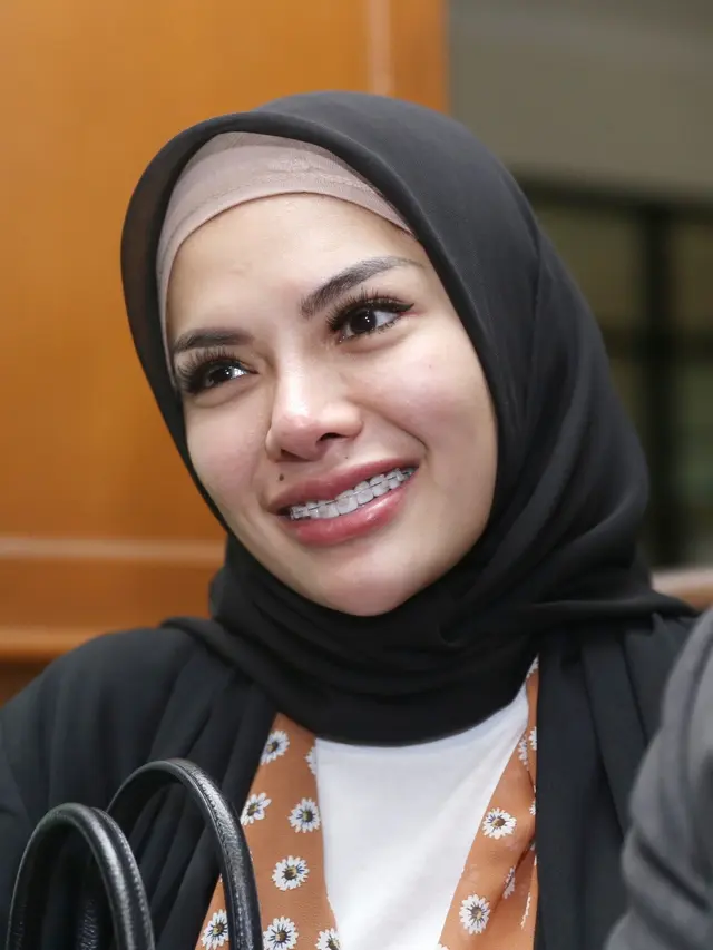 [Bintang] Nikita Mirzani