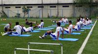 Persib saat latihan di Bandung, Kamis (12/10/2017). (Bola.com/Erwin Snaz)