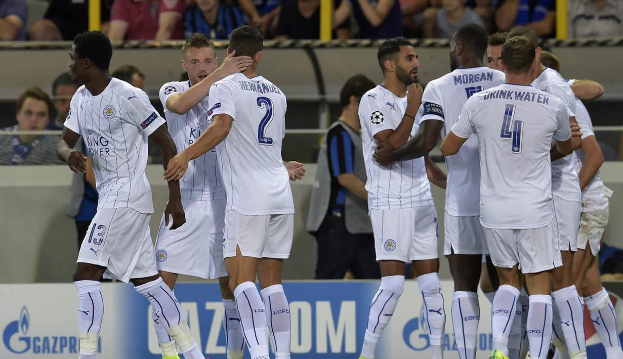 Grup G - Juara Liga Inggris musim lalu, Leicester, memulai debut secara meyakinkan denngan menang 3-0 atas Club Bruges. Pada laga lain Porto harus puas ditahan imbang 1-1 oleh tamunya, FC Copenhagen. (Reuters/Eric Vidal)