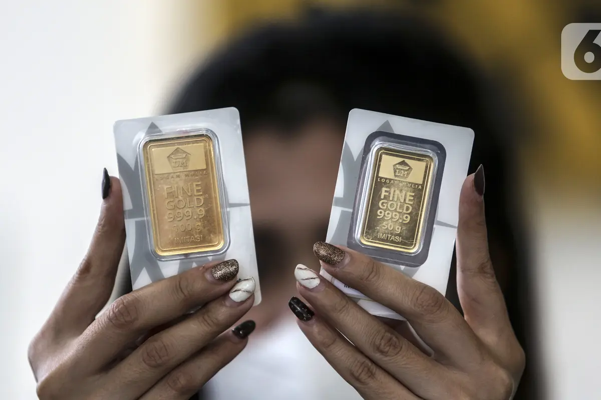 FOTO: Awal Pekan, Harga Emas Antam Turun Menjadi Rp 944 Ribu per Gram