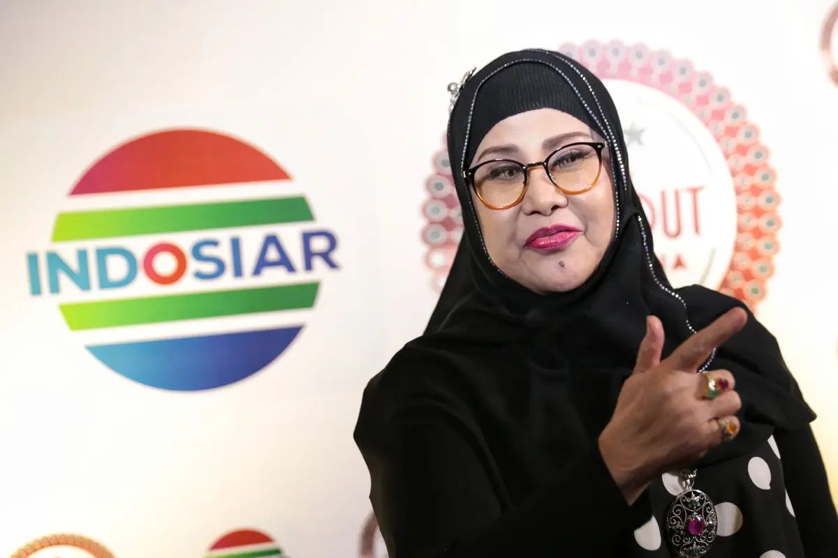 [Bintang] Elvy Sukaesih