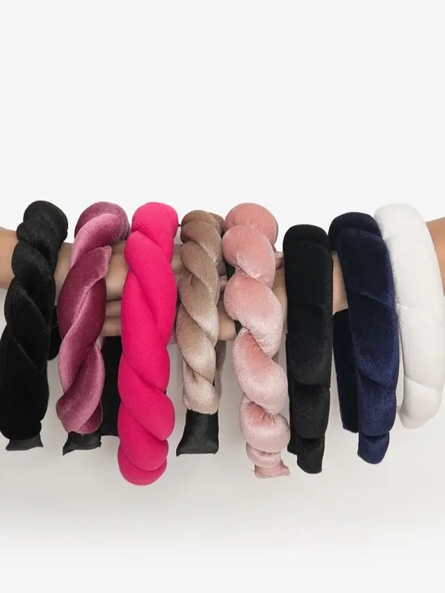 Koleksi lain dari Kyr