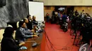 Fraksi Nasdem mengadakan konferensi pers terkait perdamaian di DPR yang telah mencapai kemajuan yang baik, Jakarta, Kamis (13/11/2014) (Liputan6.com/Andrian M Tunay)