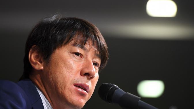 Pelatih Timnas Indonesia, Shin Tae-yong, kritik PSSI di media Korea Selatan. (AFP/Jung Yeon-je)