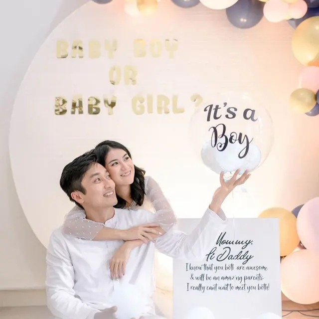Masuki 5 Bulan, Ini 6 Potret Ina Marika dan Rezca Syam Ungkap Jenis Kelamin Anak