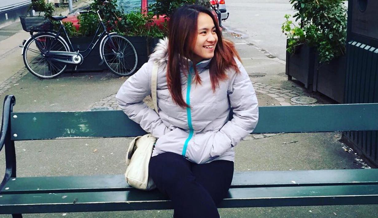 Menjadi seorang atlet profesional, rupanya tak hanya penampilan saat bertanding yang mencuri perhatian. Gaya busana wanita 24 tahun ini juga kerap jadi perhatian publik.(Liputan6.com/IG/@melatidaeva)