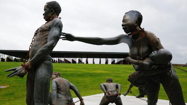 Melihat Cerita Kejamnya Perbudakan di National Memorial for Peace and Justice