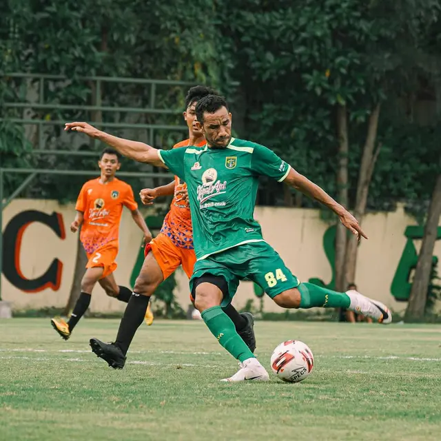 5 Potret Aksi Jose Wilkson di Laga Uji Coba Persebaya, Striker Tajam
