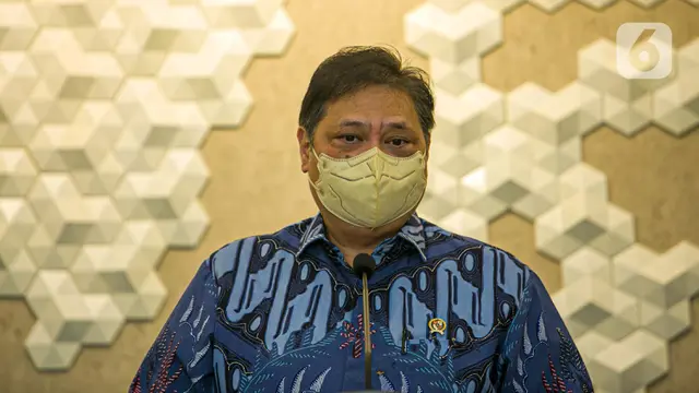 FOTO: Kemristek Beri GeNose C19 kepada Kemenko Perekonomian untuk Deteksi COVID-19