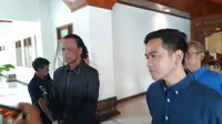 Ketua GRIB Jaya Hercules Rosario Marshal menemui Wali Kota Solo Gibran Rakabuming Raka di Balai Kota Solo, Kmias (15/6).(Liputan6.com/Fajar Abrori)