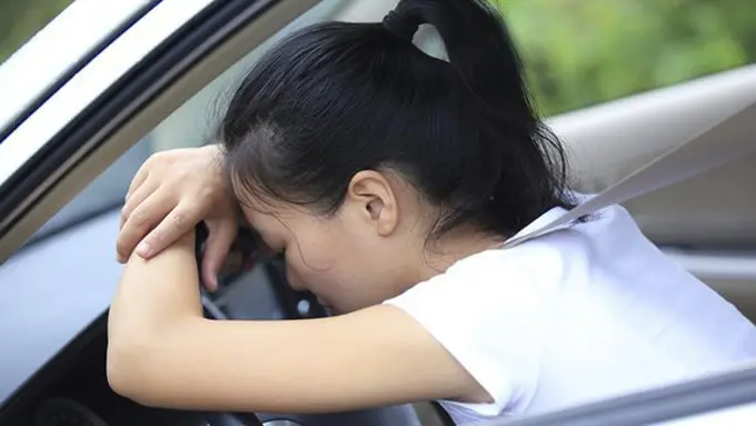 Terlalu lama mengemudi mobil tak baik untuk otak/copyright: thinkstockphotos.com