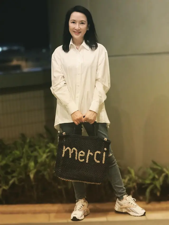 6 Potret Terbaru Mimi Kung, Dewi Kwan Im Kera Sakti yang Kini Berusia 58 Tahun