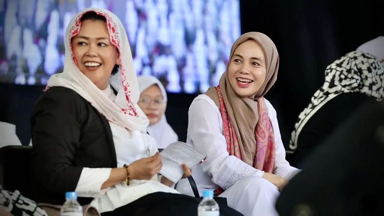 Istri Capres nomor urut 3 Ganjar Pranowo, Siti Atikoh