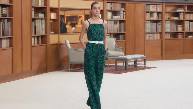 Presentasi Chanel di Paris Couture Show