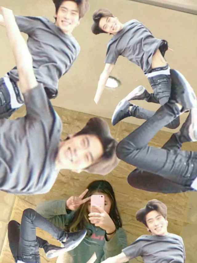 Wanita Ini Minta Fotonya Diedit Bareng Orang Korea, 6 Hasilnya Bikin Geleng Kepala