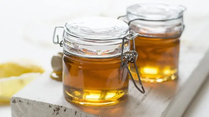 Air madu bisa bantu turunkan berat badan hingga puluhan kilogram/copyright: thinkstockphotos.com