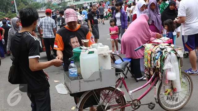 PKL Mulai Marak Kembali di Car Free Day