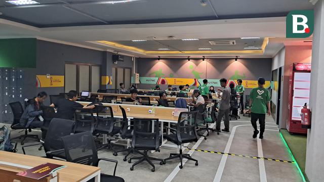 FOTO Media Center di Stadion Gelora Bung Tomo
