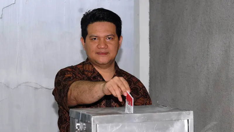 Ketua KPU Nyoblos Sebelum Pantau Pilpres