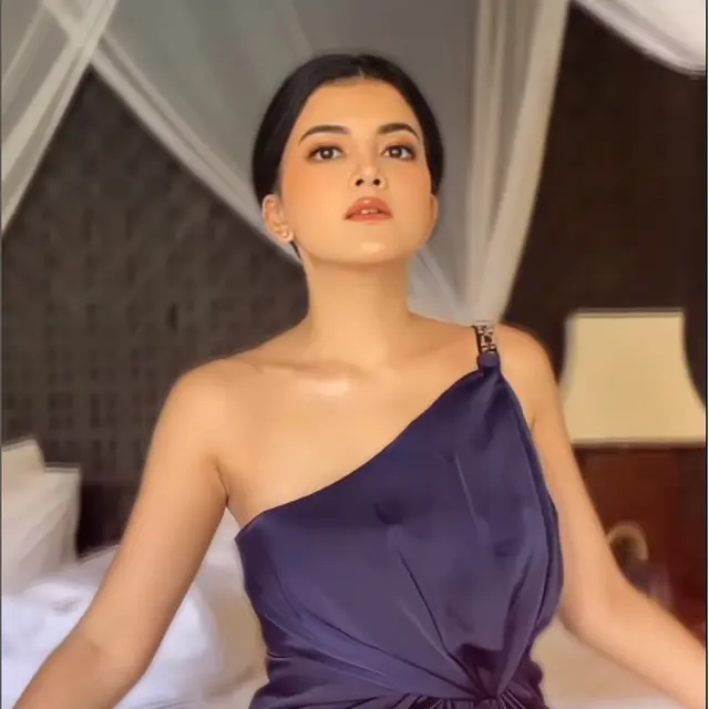 6 Potret Terbaru Tania Putri, Dulu Berperan Jadi Gadis Polos di Sinetron Kepompong