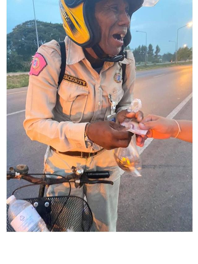 Viral, Kisah Kakek Bersepeda 630 KM Usai di PHK Ini Bikin Pilu