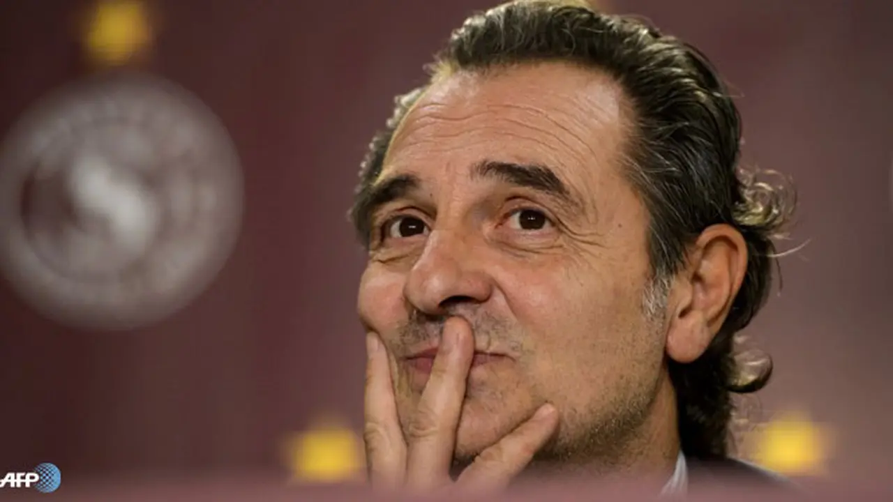 cesare-prandelli-italy-130321c