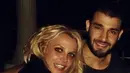 Hampir setiap orang menuai harapan dan mimpi di tahun 2017 ini, termasuk Britney Spears. Kabarnya tahun ini dirinya bermimpi untuk memiliki seorang anak perempuan dan melahirkan untuk yang ke tiga kalinya. (Instagram/britneyspears)