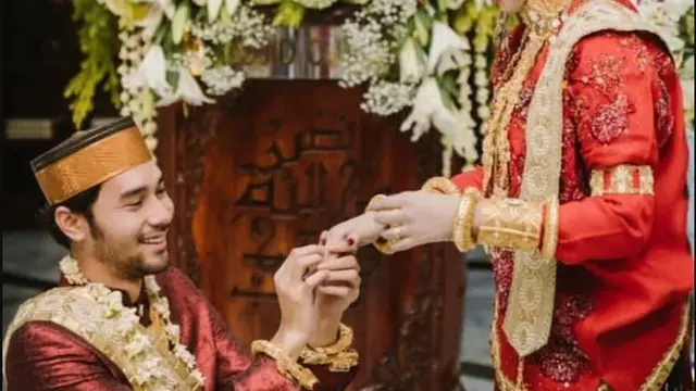 7 Potret Achmad Megantara dan Asri Faradila dari Lamaran Hingga Akad, Menawan
