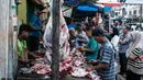 Menjelang bulan Ramadan 1446 H, kebutuhan daging di Banda Aceh mengalami lonjakan. (YASUYOSHI CHIBA/AFP)